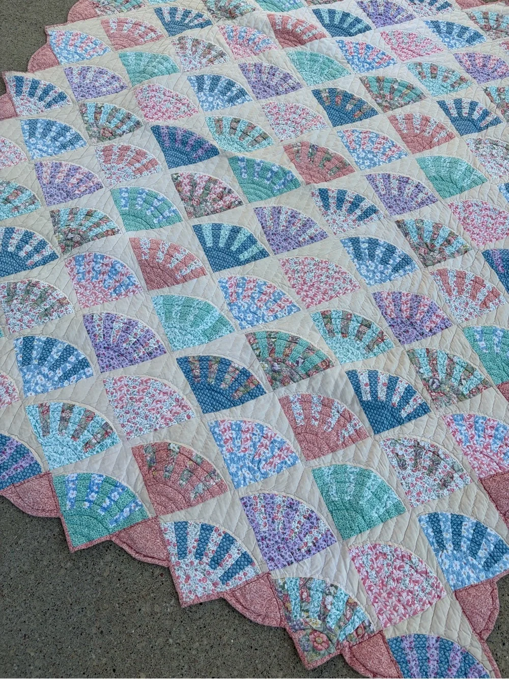 Vintage Arch Quilts fan seashell multi color patchwork handmade quilt blanket